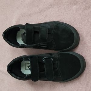 Vans kids 13.5 Black shoes with Velcro straps. Boys